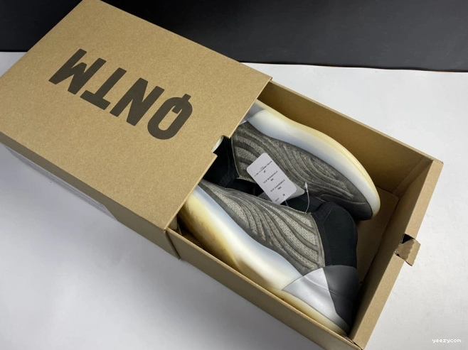 Quantum Barium Adidas Yeezy H68771 0806